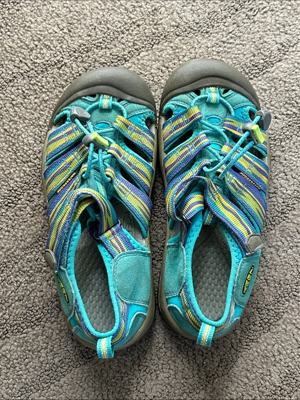 KEEN Newport H2  Hiking Sandals Big Kids Size 4